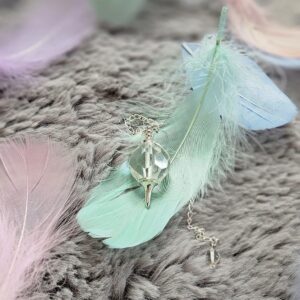 Pendule en quartz de roche naturel pour radiesthésie et clarté d’esprit